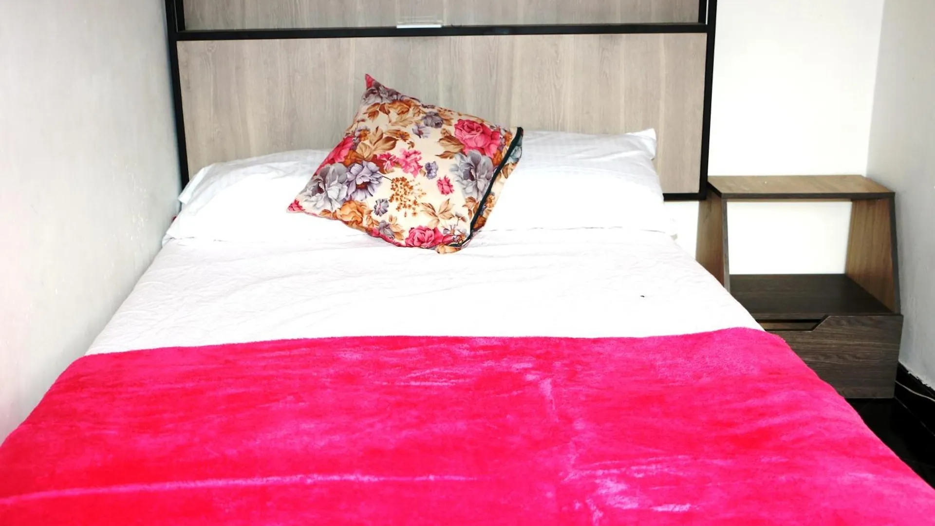 Apartment Aparta Suite Torre De Prado 401 Medellin